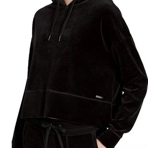 Calvin Klein women’s performance cropped velour hoodie | size medium